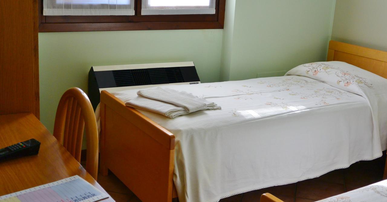 Albergo Escondido Soresina ภายนอก รูปภาพ